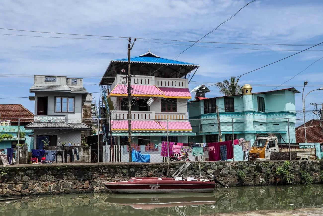 Die Flüsse von Kochi, Indien. Fühlt sich fast wie Amsterdam an