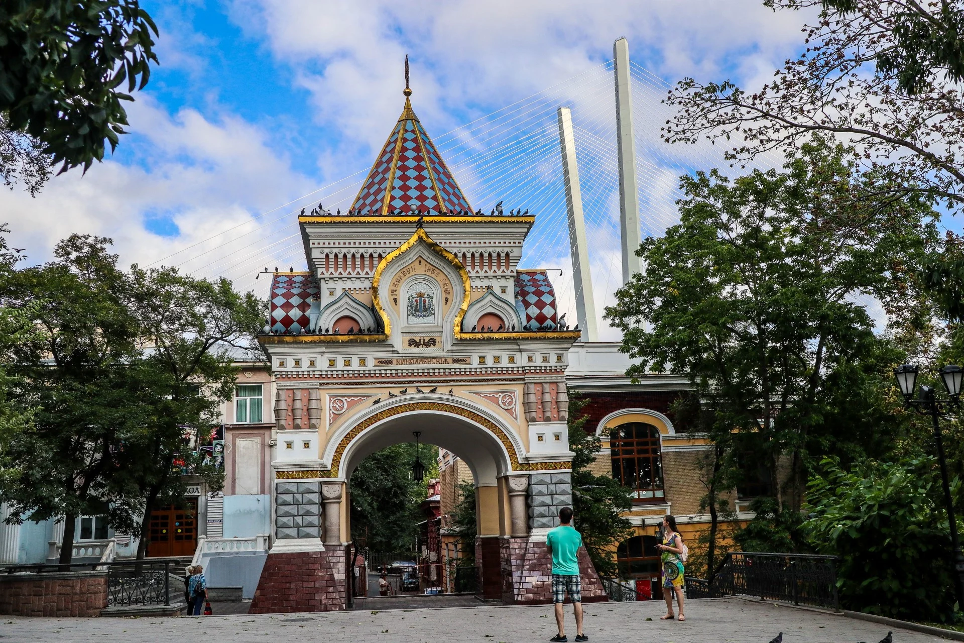 The Tsesarevich Triumphal Arch, originally built in 1891 to mark the future Tsar Nicholas II’s visit, demolished by the Soviets in 1930, and rebuilt in 2003