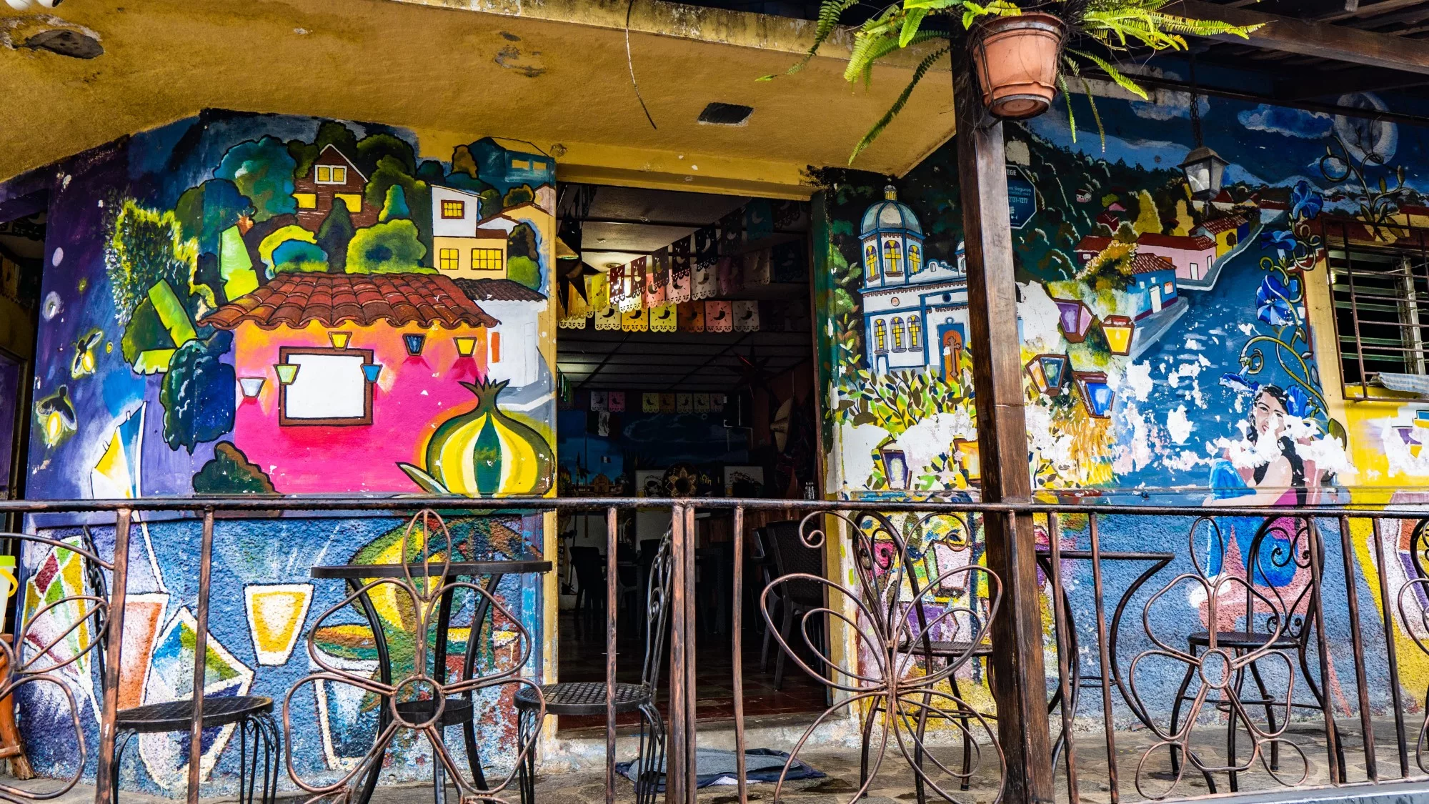 A chill coffee shop in Ataco, El Salvador