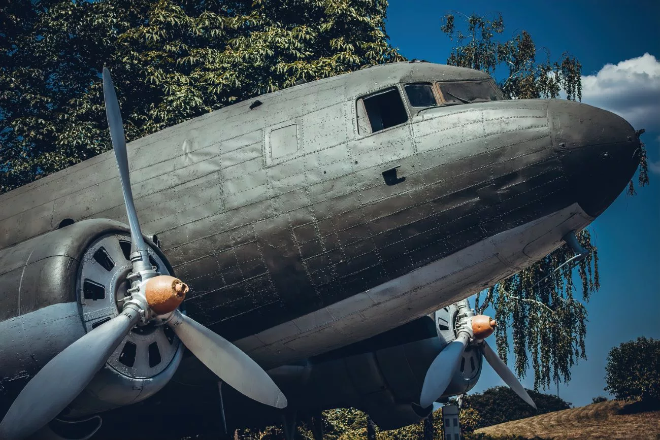 Un avion cargo soviétique de la 2nde Guerre mondiale. Douglas C-47 (donné aux Soviétiques ?)