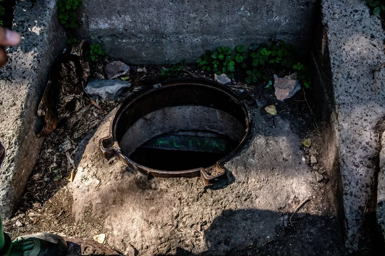 Der unauffällige Eingang in die Tunnel unter Kiew