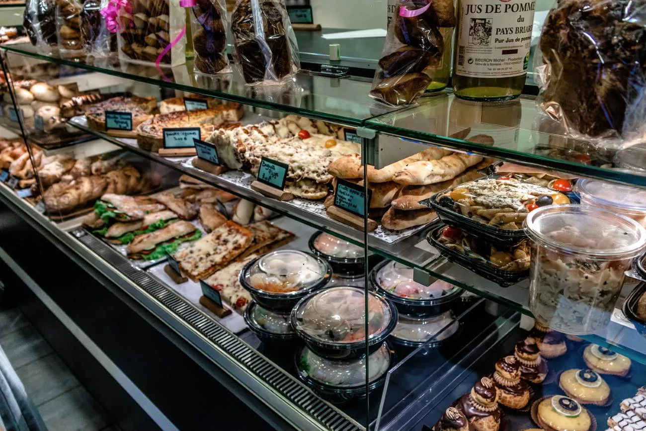 Les délicieux produits préparés dans les boulangeries françaises — qui se sont ensuite exportés dans le reste de l’Europe par expansion culturelle (jusqu’en Russie même)