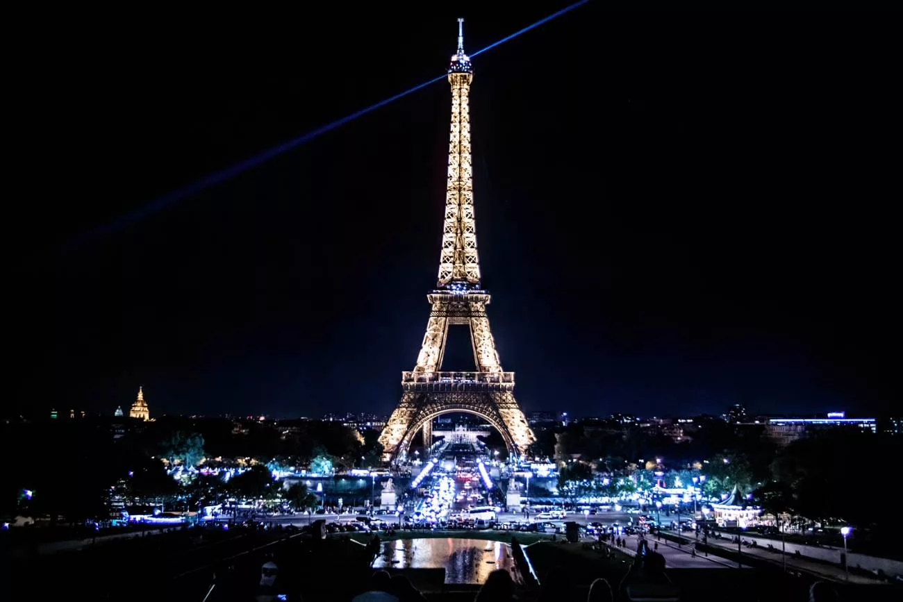 La Tour Eiffel la nuit