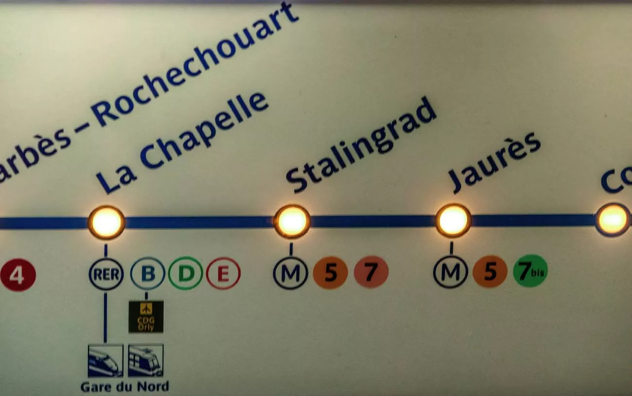 Station Stalingrad ? (Stalingrad est une ville historique de Russie qui a été envahie par l’Allemagne nazie pendant la Seconde Guerre mondiale)